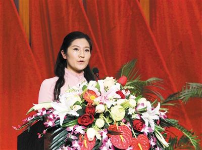 顺义区牛栏山镇组织干事李岚。