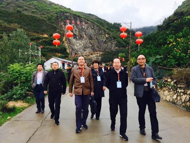 陕西省第四届“村官”论坛”在城固隆重举行