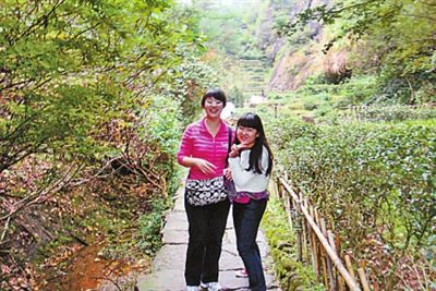 咱们乡里的大学生村官