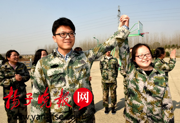 夺冠.jpg 夺冠.jpg